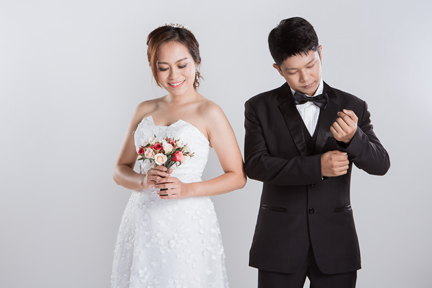 [ เจียหาดใหญ่ ] Prewedding ถ่ายพรีเวดดิ้ง โมเดิร์น สวยๆ ในสตูดิโอ ฉากขาว ถ่ายภาพแต่งงาน ถ่ายรูปหน้างาน เช่าชุดเจ้าบ่าวเจ้าสาว ชุดวิวาห์ ชุดไทย พอตเทรต Wedding Studio Hatyai Portrait-8